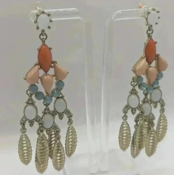 Bundle of three orange earrings - 2 NWT Earrings Bold & Beautiful Dangle acrylic - Picture 4 of 9